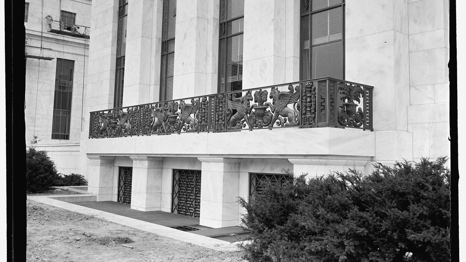 Outside balcony of the new Federal Reserve Building. File photograph.
